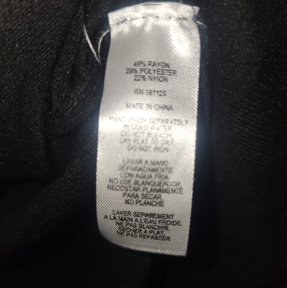 Misses sz XL Essentials by Milano Black button up Cardigan Sweater - Picture 2 of 5